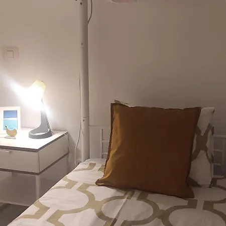 Little Surf House Condo