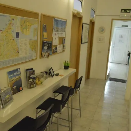 Hostel Little Surf House
