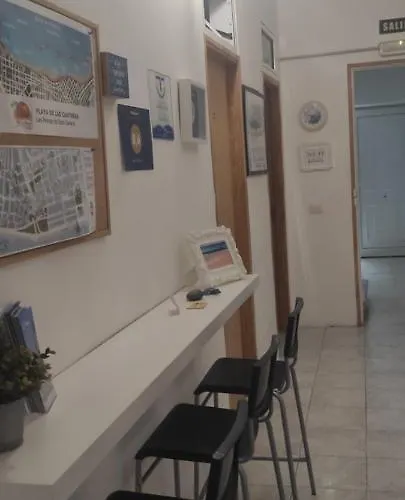 Little Surf House * Las Palmas de Gran Canaria