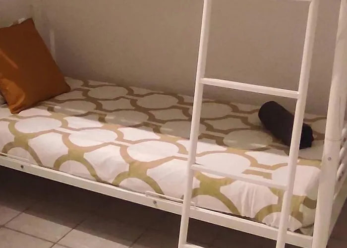 Little Surf House Condo